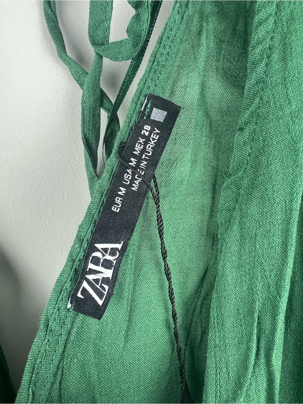 ZARA Green Linen-Textured Camisole with Thin Straps